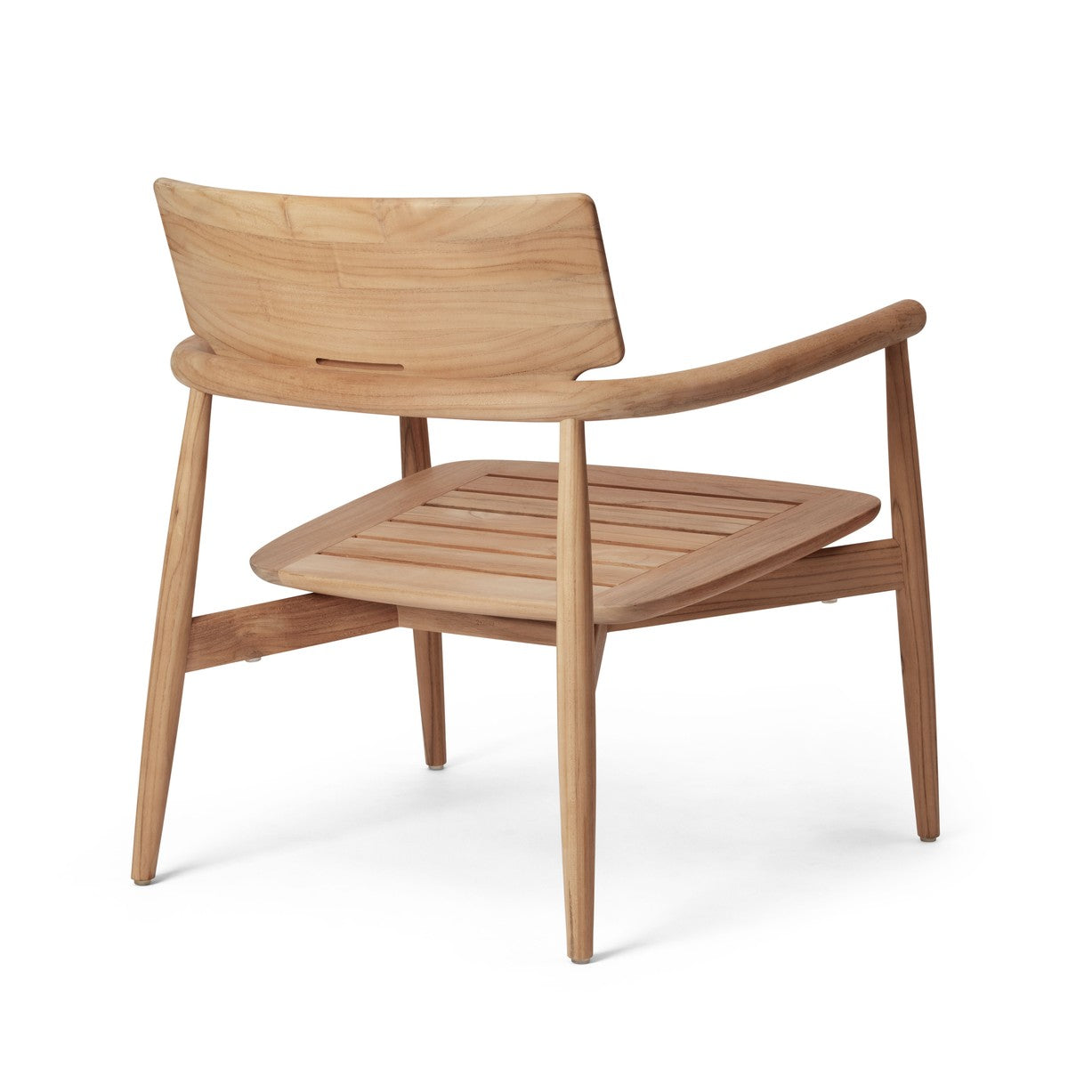 E018 Embrace udendørs loungestol fra Carl Hansen & Søn - 9 - Jacobsen Plus