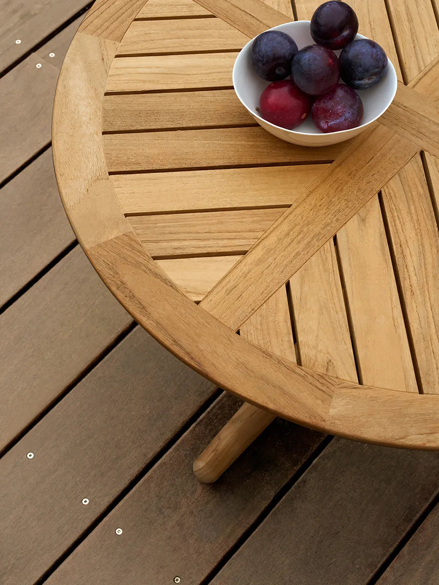 E023 Embrace Loungebord fra Carl Hansen & Søn