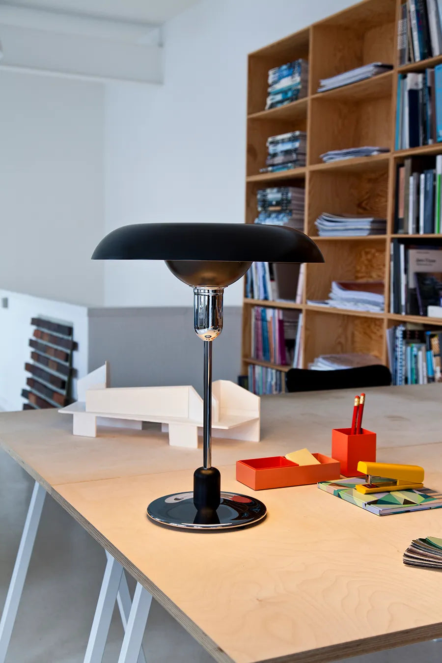 RA bordlampe fra Piet Hein