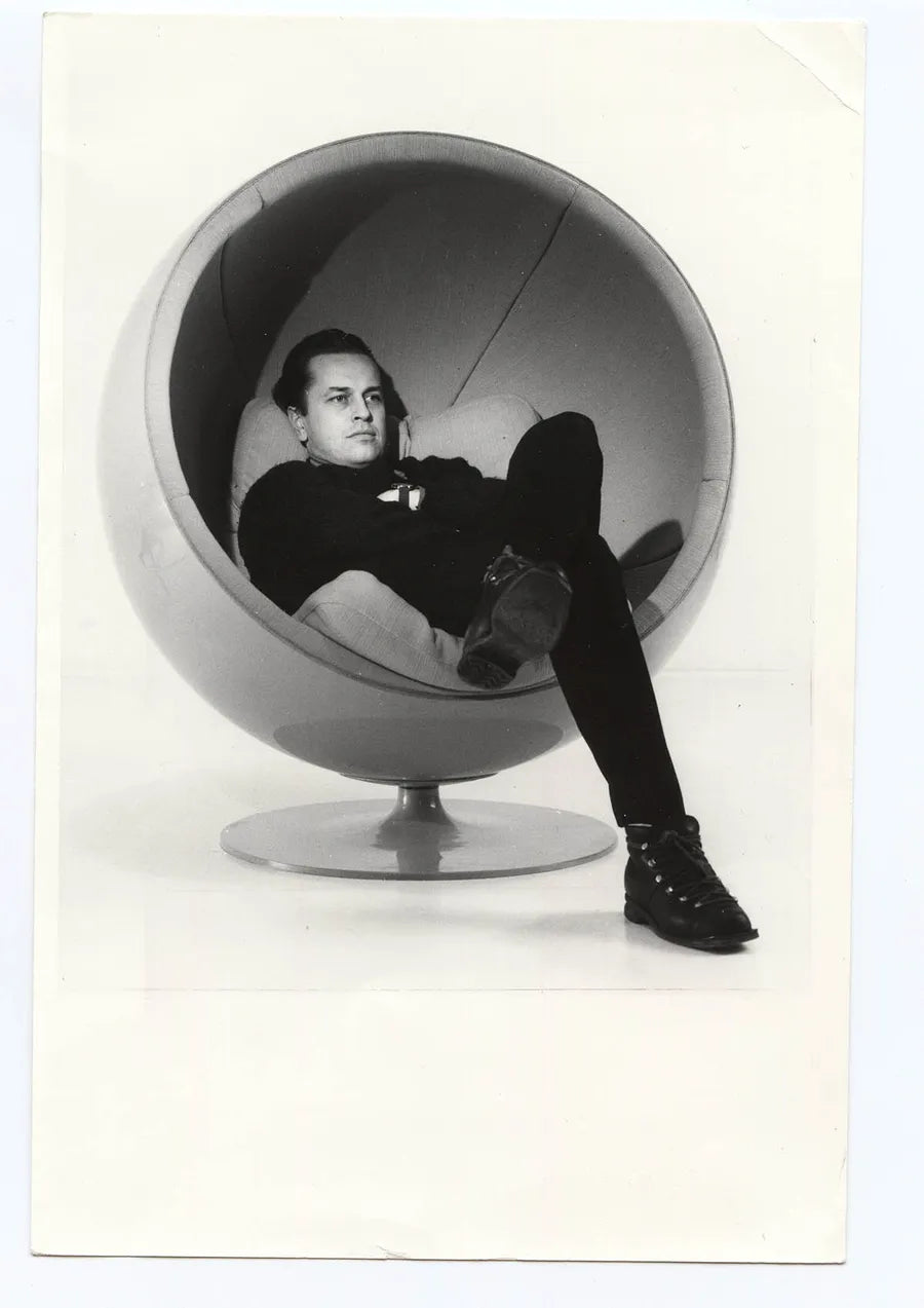 The Ball Chair af Eero Aarnio - 3 - Jacobsen Plus