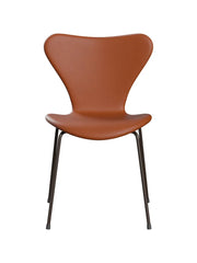 3107 Stol, fuldpolstret Essential læder valnød/brown bronze stel af Arne Jacobsen