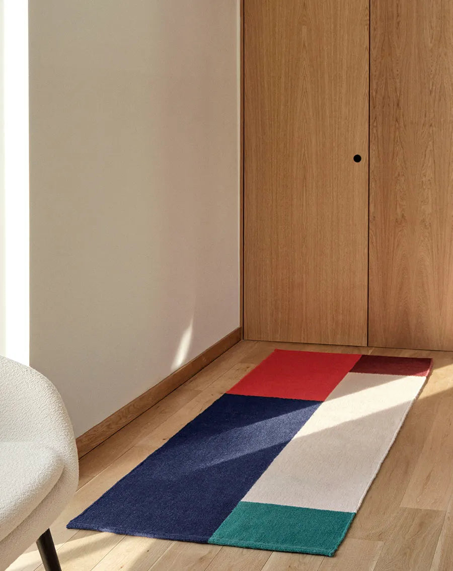 Ethan Cook Flat Works, 80x250 cm fra Hay