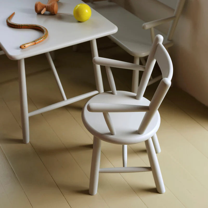 P9 børnestol af Børge Mogensen - 2 - Jacobsen Plus