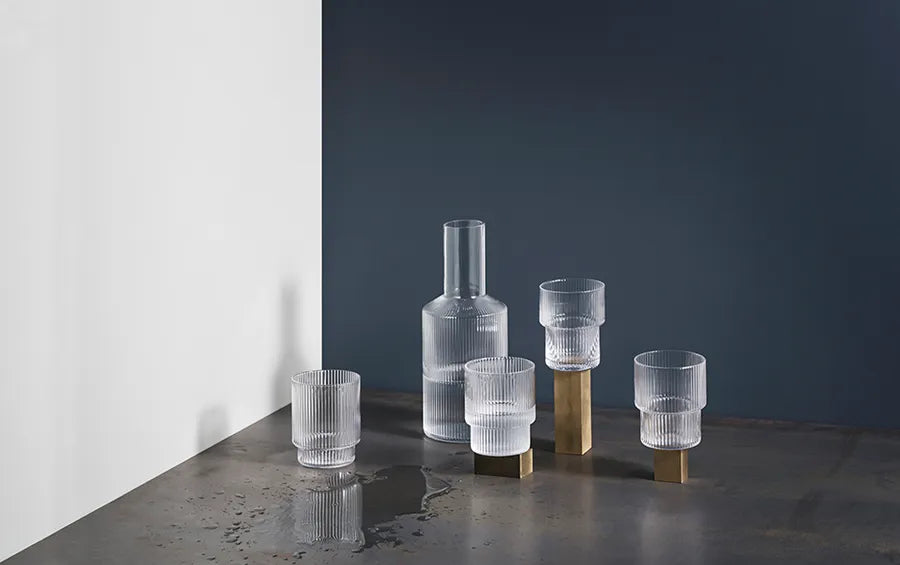 Ripple glas karaffel fra Ferm Living - 2 - Jacobsen Plus