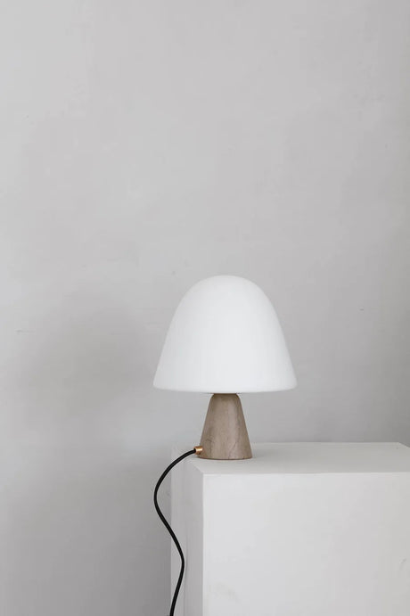 Meadow Bordlampe fra Fredericia Furniture - 2 - Jacobsen Plus