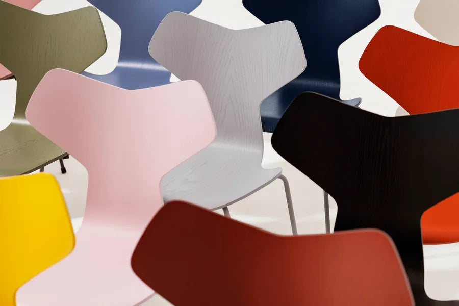 3130 Grand Prix stol i farvet ask af Arne Jacobsen - 3 - Jacobsen Plus