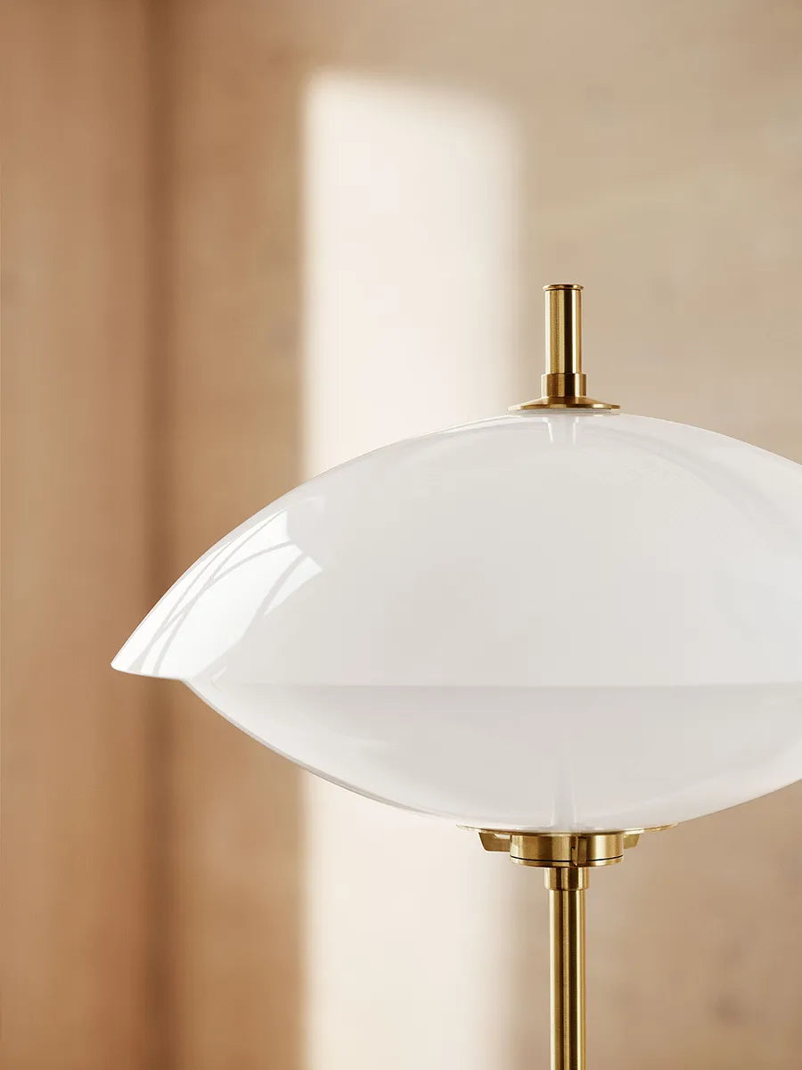 Musling Gulvlampe fra Fritz Hansen