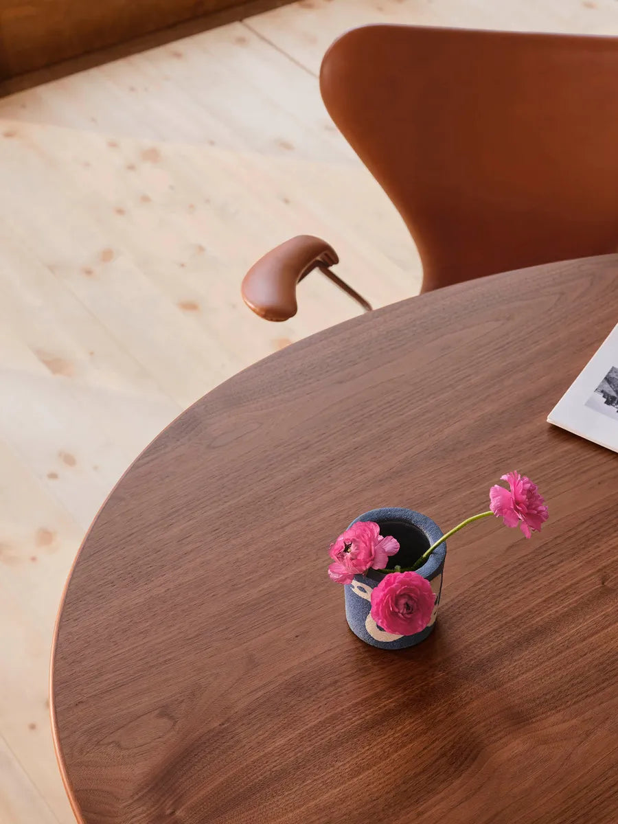 Æggebordet af Arne Jacobsen - 8 - Jacobsen Plus