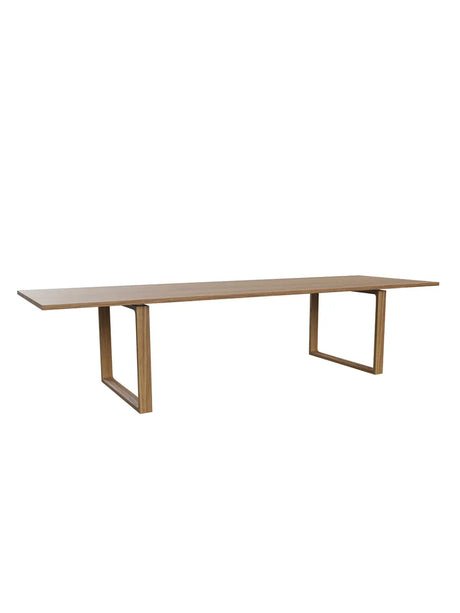 Essay Spisebord af Cecilie Manz - CM31 - 72-317-100 cm / Eg olie - Jacobsen Plus