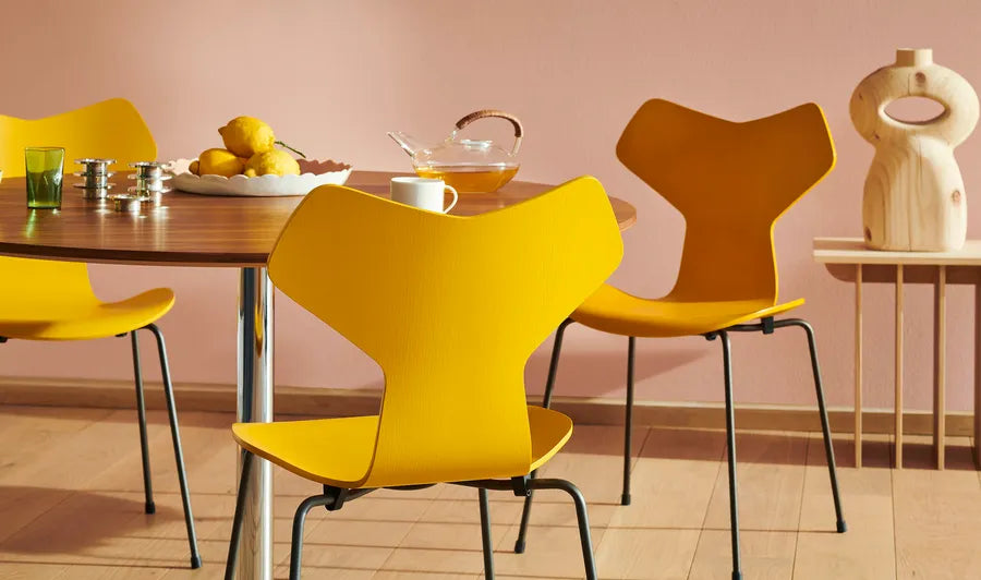 3130 Grand Prix stol i farvet ask af Arne Jacobsen - 12 - Jacobsen Plus