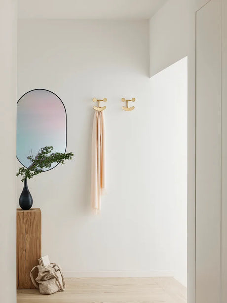 Happy Hook fra Fritz Hansen - Blush - Jacobsen Plus