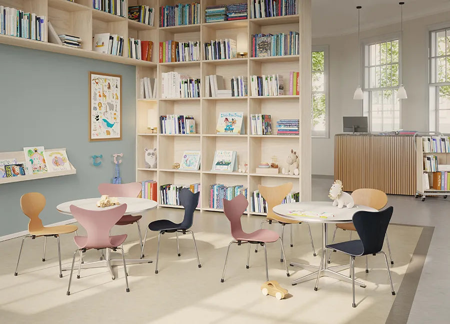 3177 Barnestol, Serie 7 af Arne Jacobsen - 2 - Jacobsen Plus