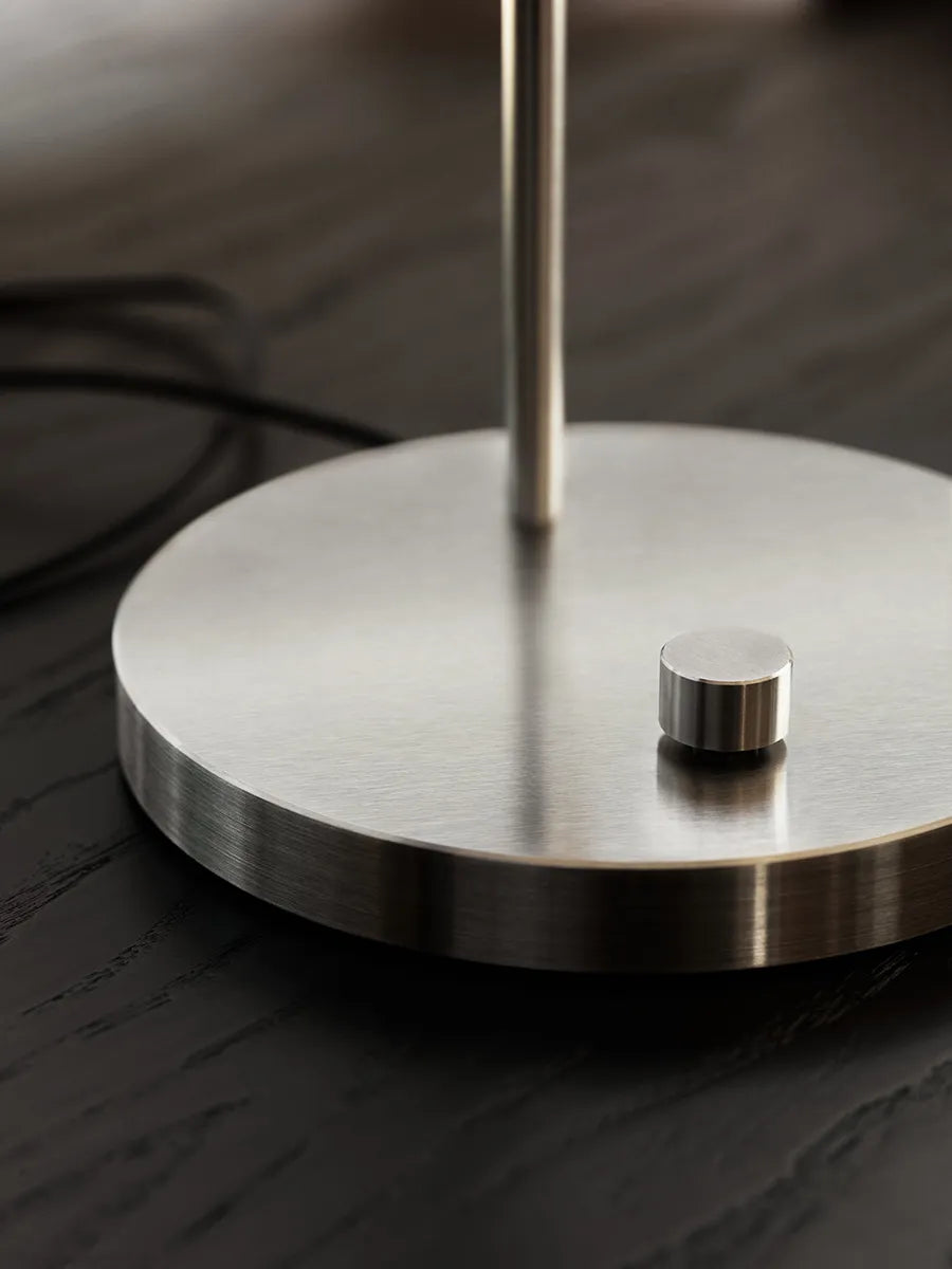 MS021 Bordlampe, stål fra Fritz Hansen