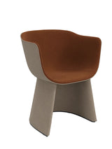 Monolit Dining Chair fra Fritz Hansen - 1 - Jacobsen Plus