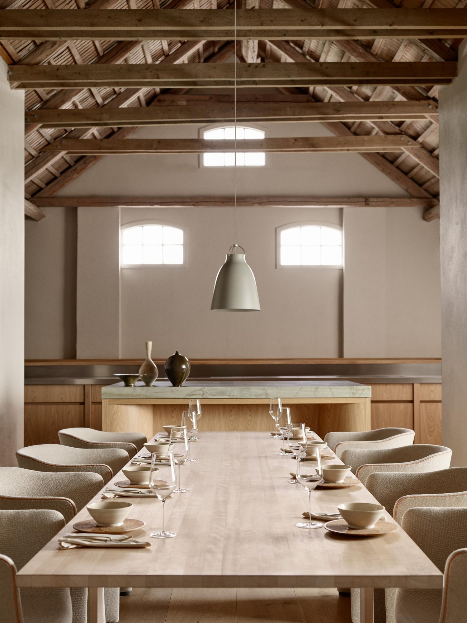 Essay Spisebord af Cecilie Manz