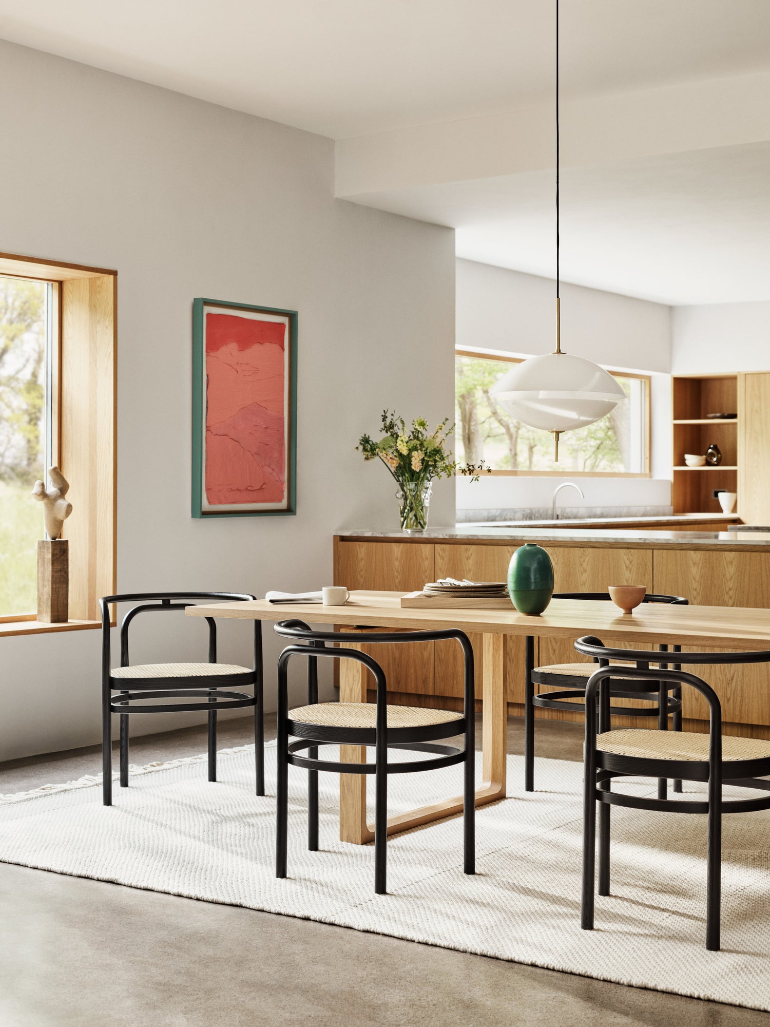 Essay Spisebord af Cecilie Manz