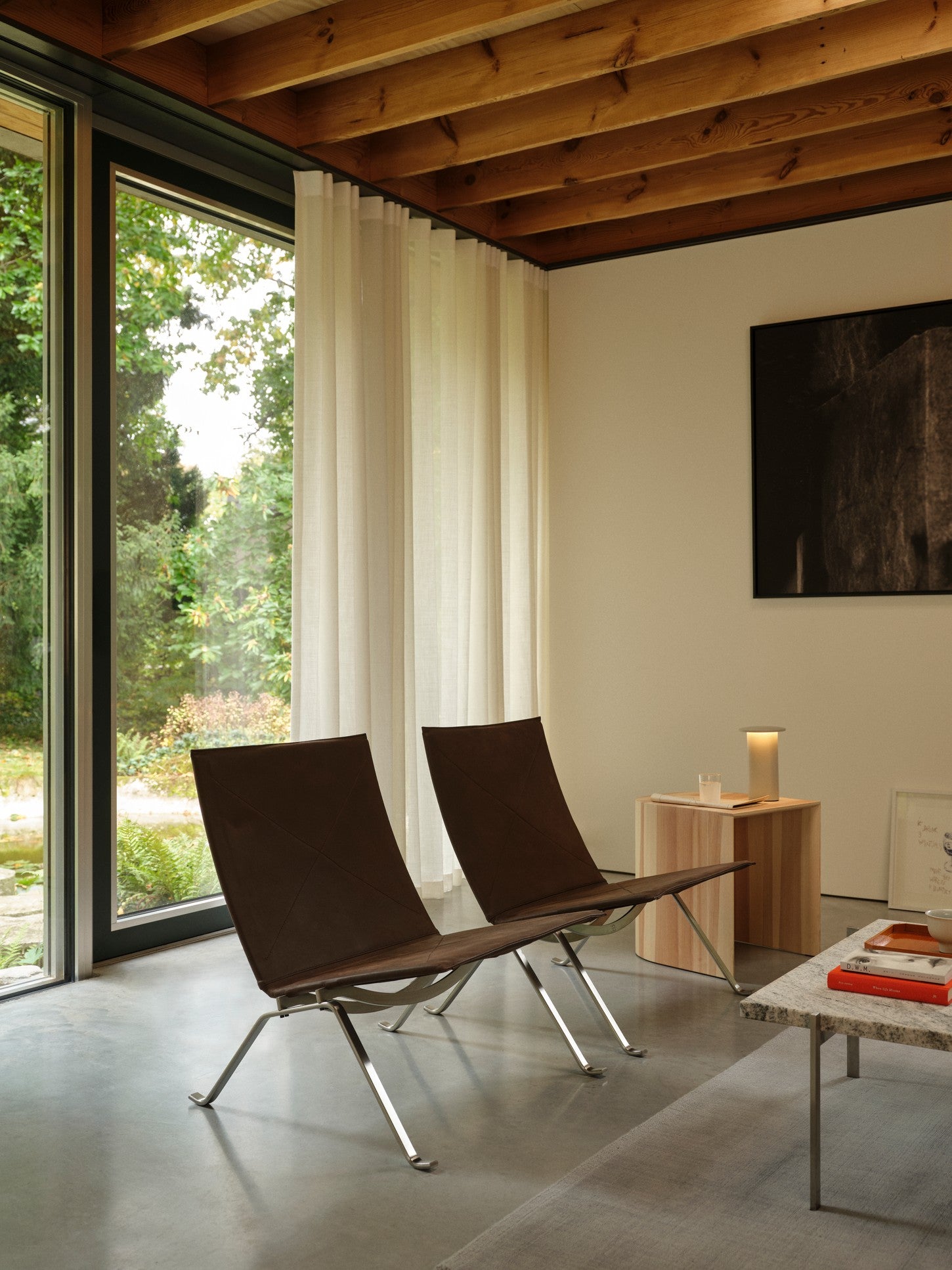 PK22 Loungestol, Haze læder af Poul Kjærholm