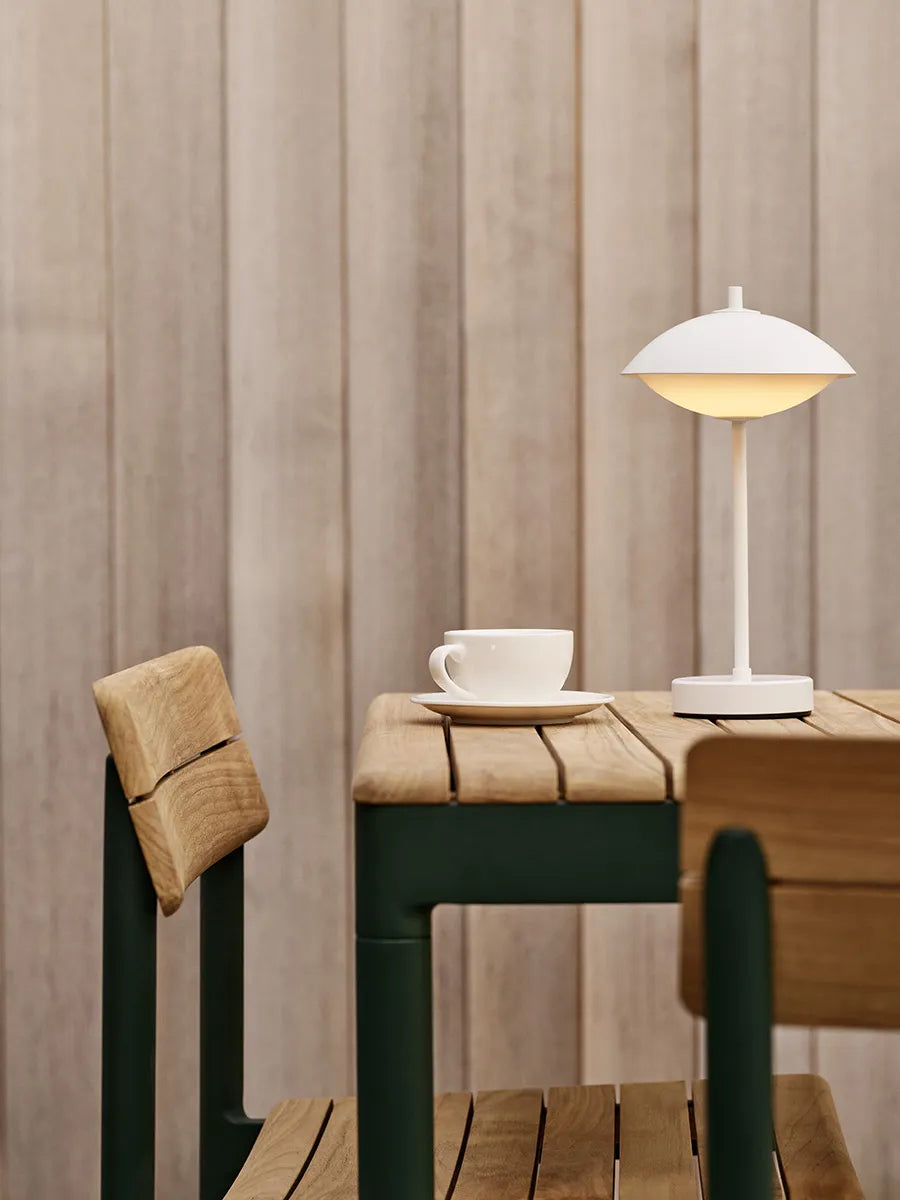 Clam Portable Lamp fra Fritz Hansen