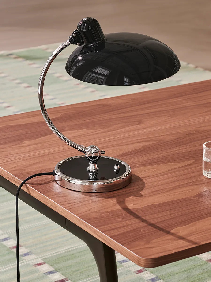 Kaiser Idell Bordlampe fra Fritz Hansen