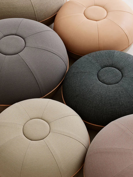 Pouf, large fra Fritz Hansen - Natural - Jacobsen Plus