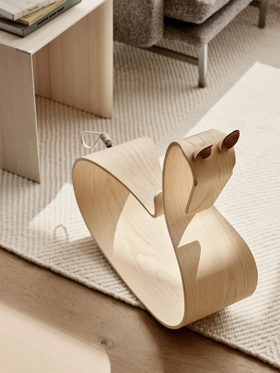 Rocking Horse, ask fra Fritz Hansen