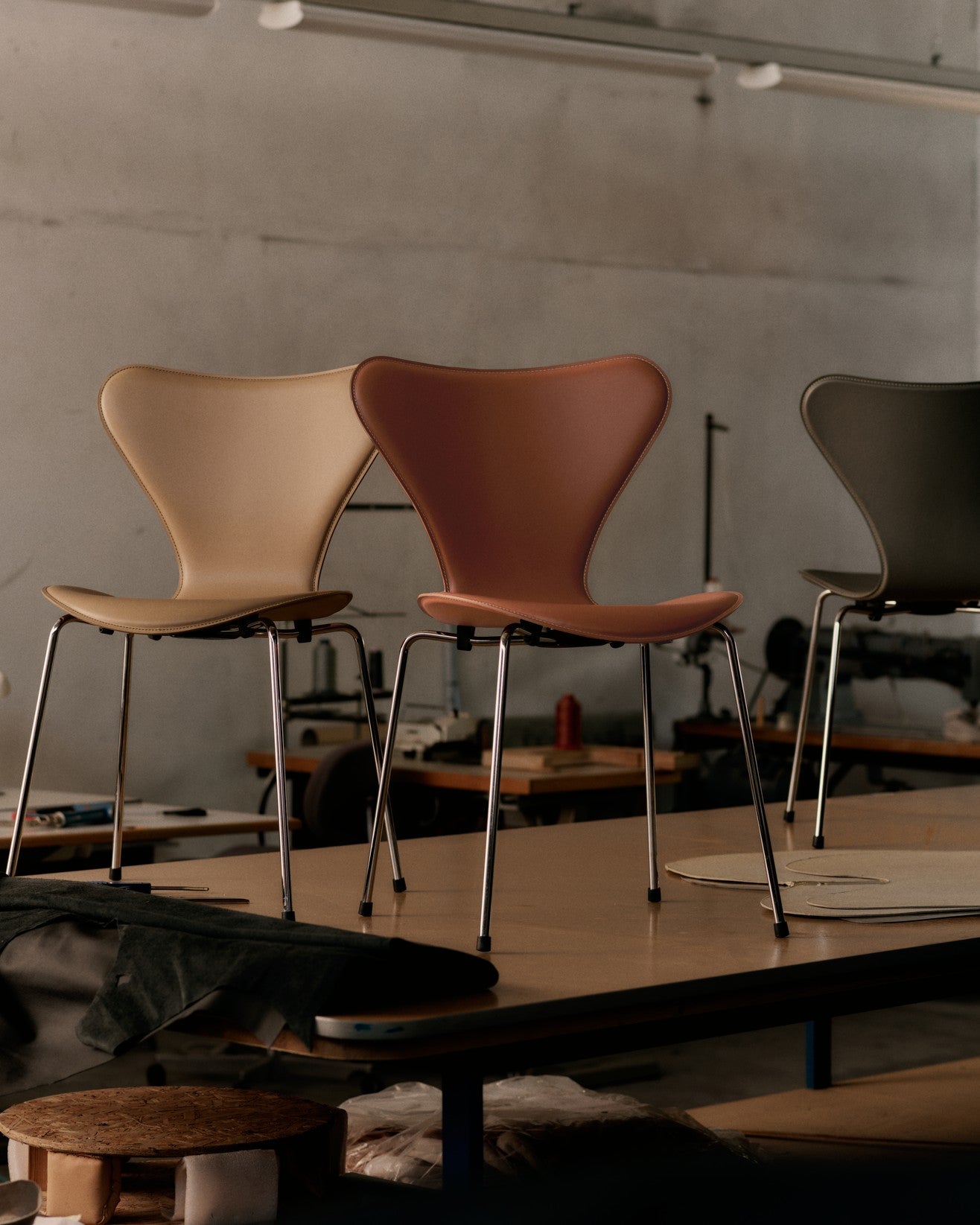 3107 Serie 7 stol, Tailored af Arne Jacobsen