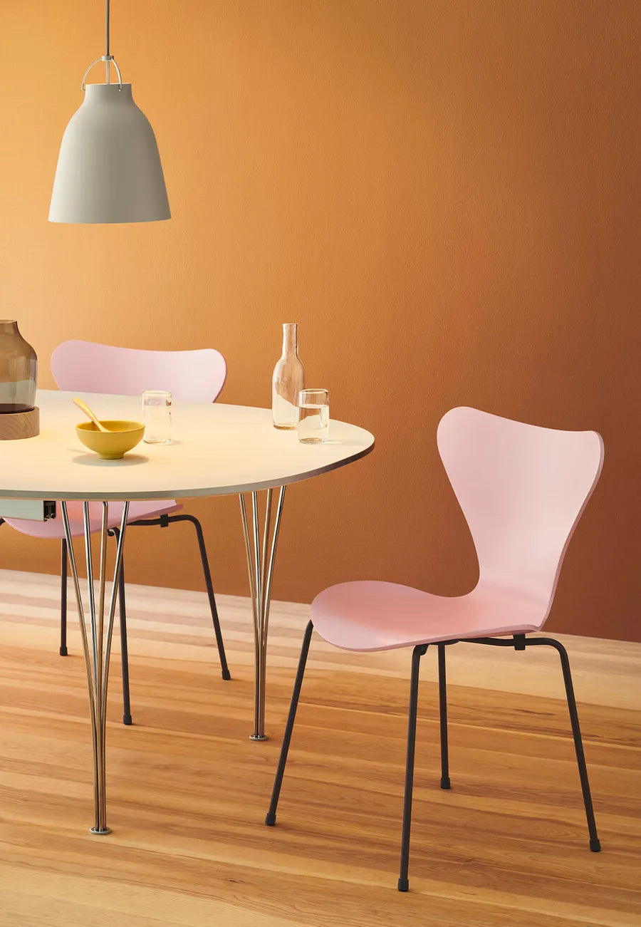 3107 Serie 7 stol lakeret af Arne Jacobsen - 12 - Jacobsen Plus