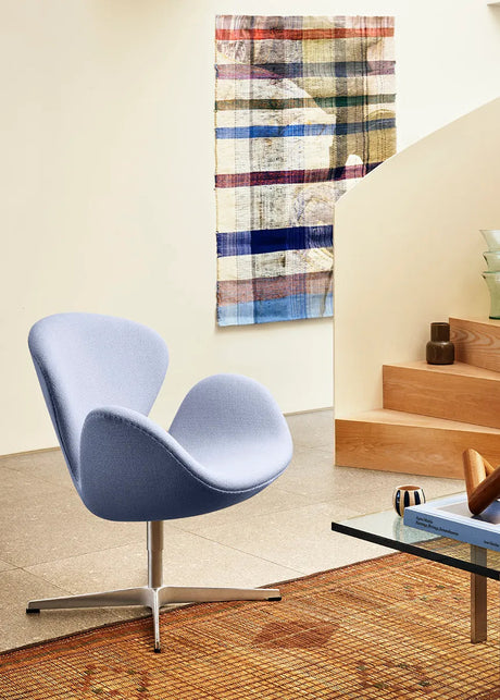 3320 Svanen i stof (prisgruppe 2) af Arne Jacobsen - 2 - Jacobsen Plus