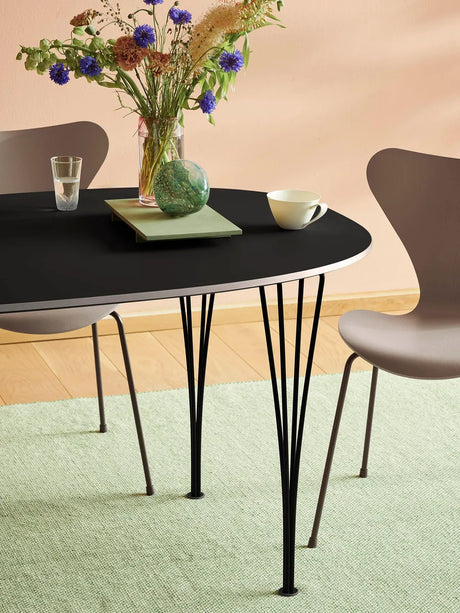 3107 Serie 7 stol i farvet ask af Arne Jacobsen - Pale Rose / Krom - Jacobsen Plus