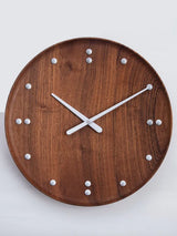 FJ Clock af Finn Juhl - Stor / Teak - Jacobsen Plus