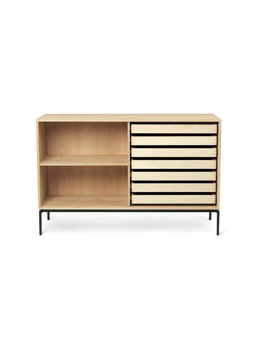 FK63 Reol med ben, hylde og bakker fra Carl Hansen & Søn
