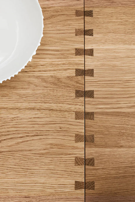 FK63 Reol med bakker fra Carl Hansen & Søn - Dybde: 36 cm / Eg olie - Jacobsen Plus