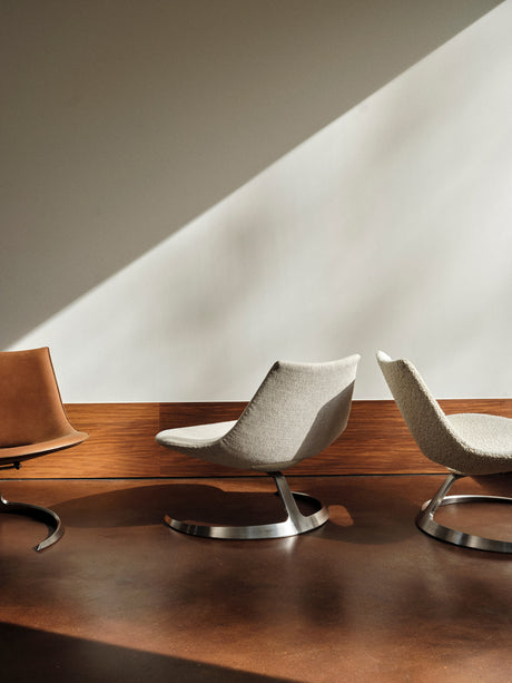 FK64 Scimitar Chair af Fabricius & Kastholm - Antoni 813 - Jacobsen Plus