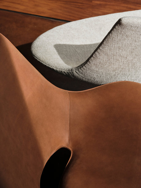 FK64 Scimitar Chair af Fabricius & Kastholm - Antoni 813 - Jacobsen Plus