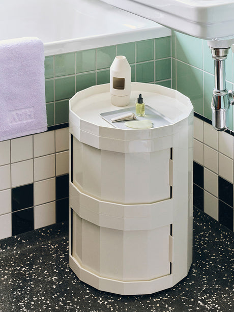 Facet Cabinet 20 fra Hay - Eggshell - Jacobsen Plus