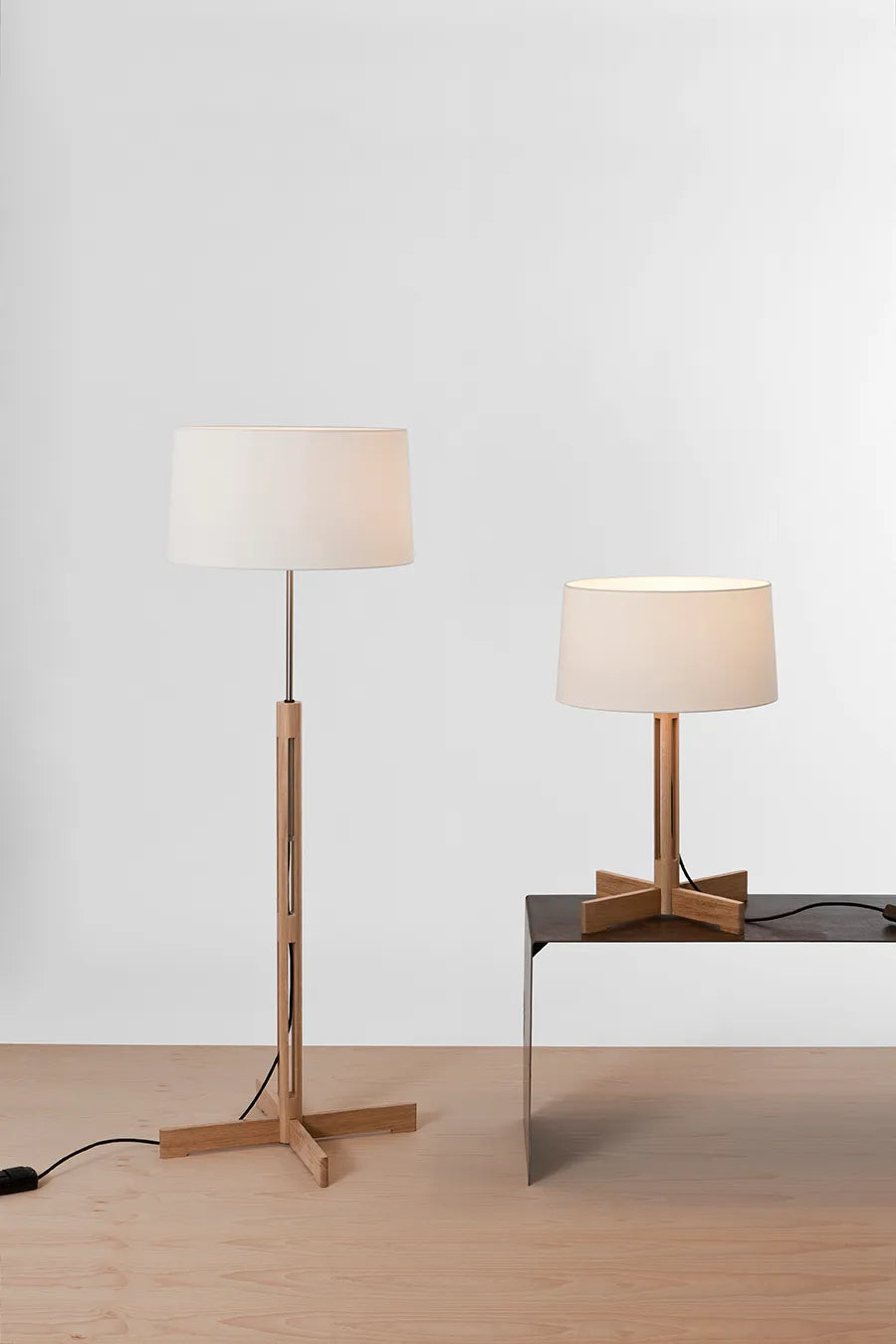 FAD Gulvlampe fra Santa and Cole - 3 - Jacobsen Plus