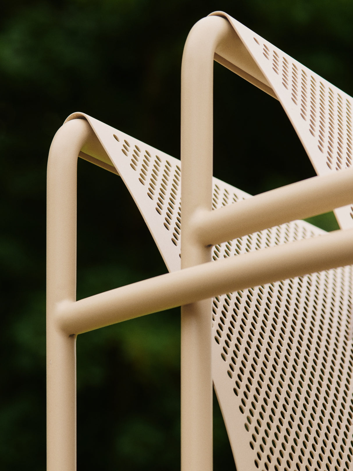 Dapple udendørs loungestol fra Ferm Living - 7 - Jacobsen Plus