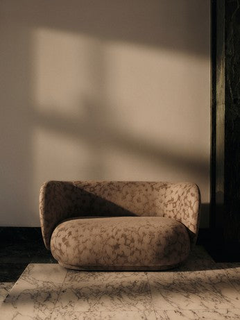 Rico Sofa 2-seater Cilla Taupe fra Ferm Living - 2 - Jacobsen Plus