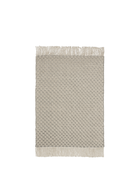 FermLiving Udo Rug gulvtæppe, Off-white/Sort - 140 x 200 cm - Jacobsen Plus