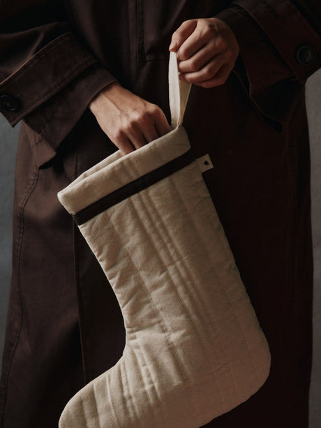 Vari Quilted Christmas Stocking Natural fra Ferm Living - 1 - Jacobsen Plus