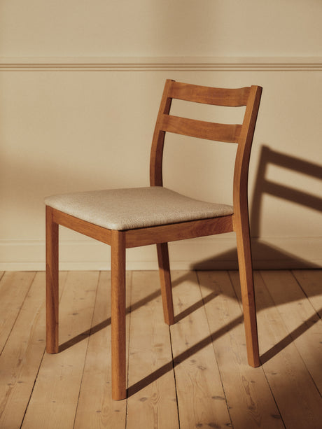Boda spisebordsstol, stabelbar fra Ferm Living - Red Brown - Jacobsen Plus