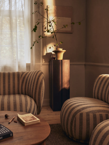 Evio Vase, Small fra Ferm Living - Burnt Umber - Jacobsen Plus
