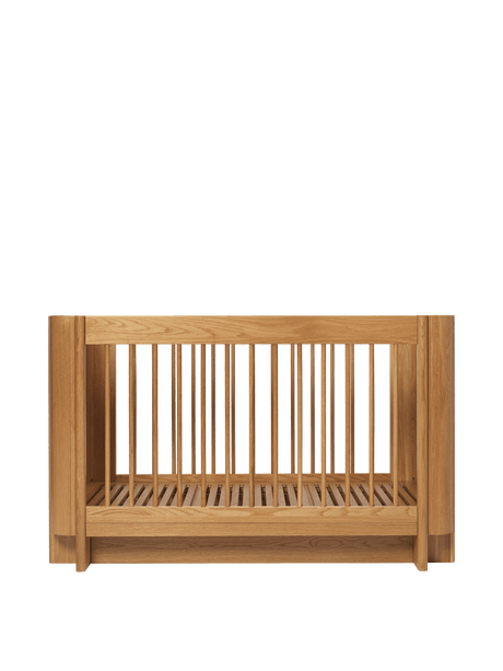 Tilu Baby Cot tremmeseng, olieret eg fra Ferm Living - 1 - Jacobsen Plus