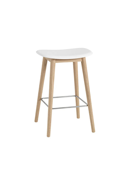Fiber Bar Stool Wood fra Muuto - 1 - Jacobsen Plus
