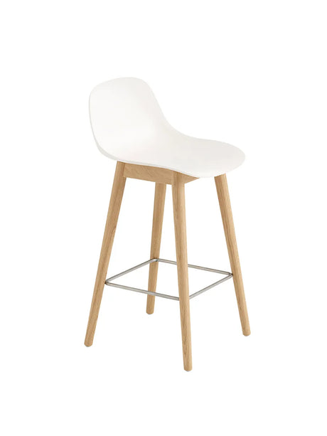 Fiber Bar Stool Wood w. back fra Muuto - Lille / Natural white- oak base - Jacobsen Plus