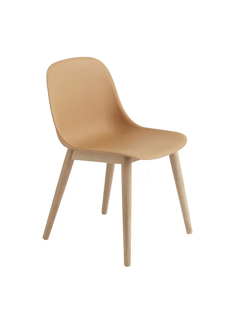 Fiber side chair wood fra Muuto - Ochre- oak base - Jacobsen Plus