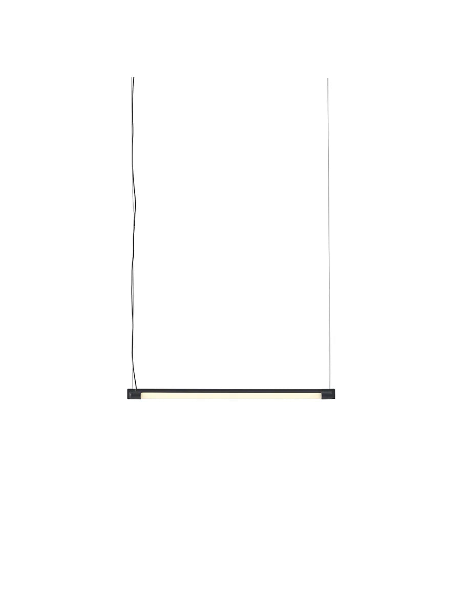 Fine Suspension Lamp, 60 cm fra Muuto - Black - Jacobsen Plus