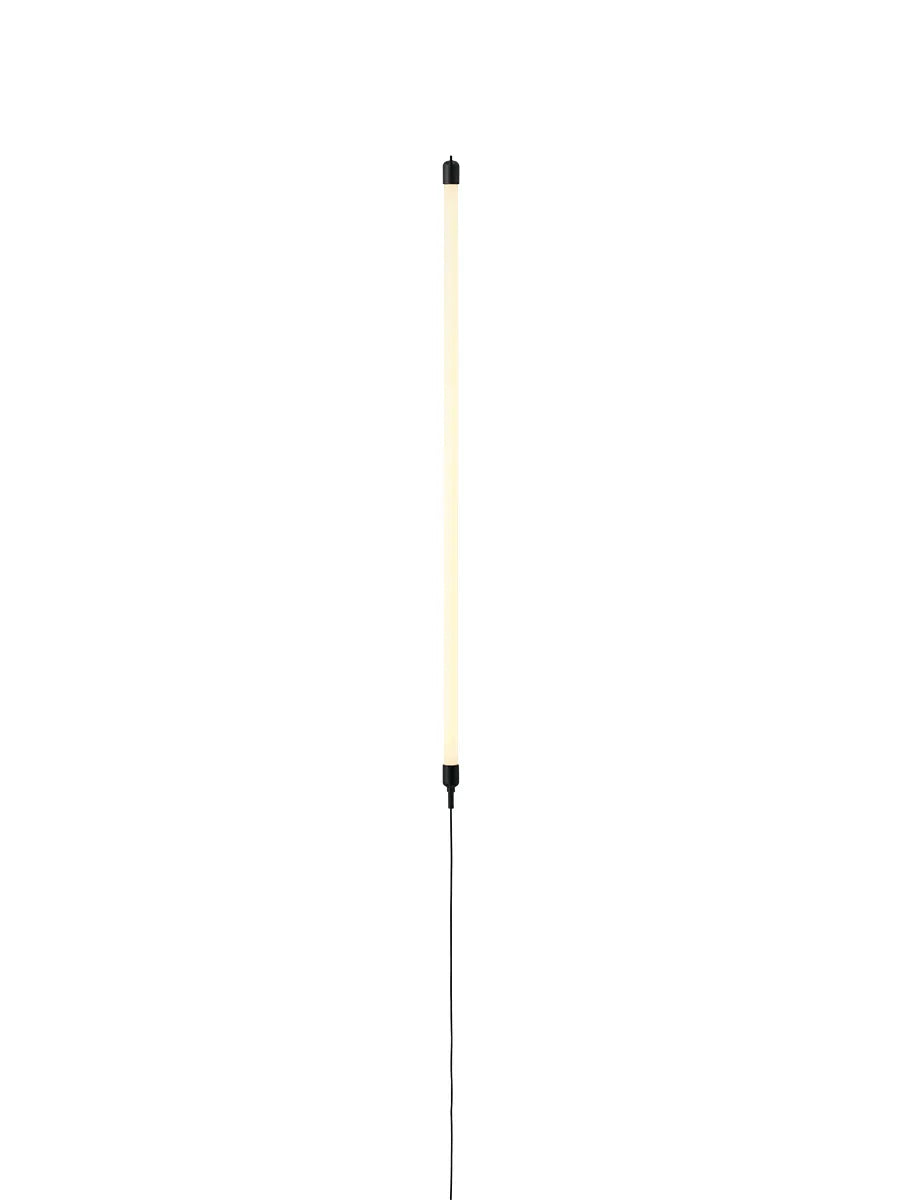 Fine Wall/Ceiling Lamp fra Muuto - 90 cm - Jacobsen Plus