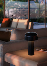 Bellhop portable bordlampe fra Flos - 1 - Jacobsen Plus