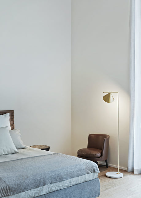 Captain Flint Gulvlampe fra Flos - Brushed brass - Jacobsen Plus
